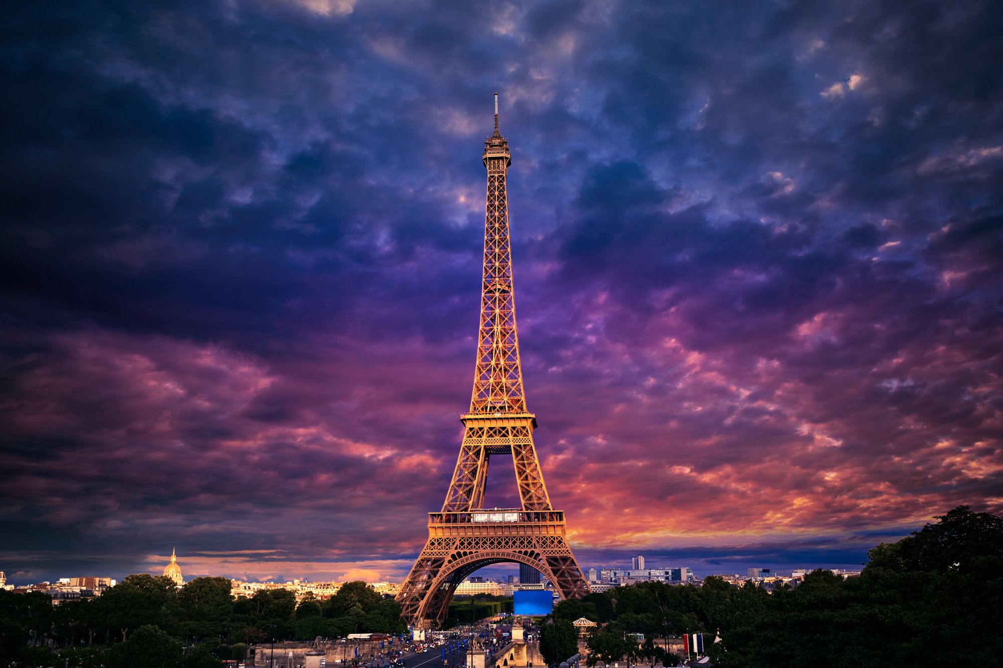 paris tower